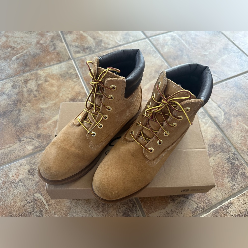 Women's Timberland® A1TXQ 6-Inch Waterproof Boots Size 8